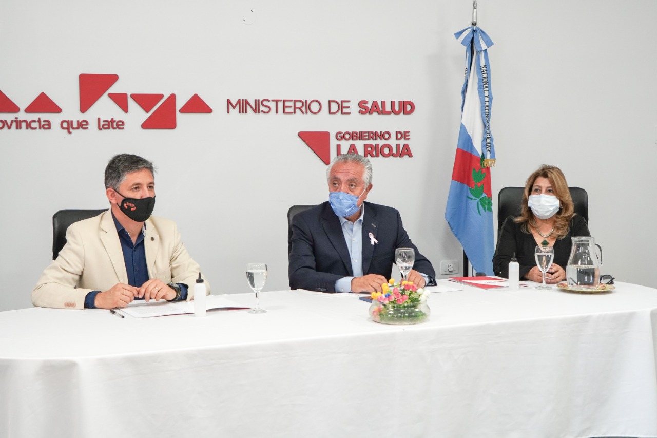 Salud y UNLaR: Firman acuerdo para que estudiantes realicen las prácticas preprofesionales en Salud Pública