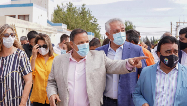 En Aimogasta: el gobernador Ricardo Quintela se comprometió a seguir trabajando por una salud federal 