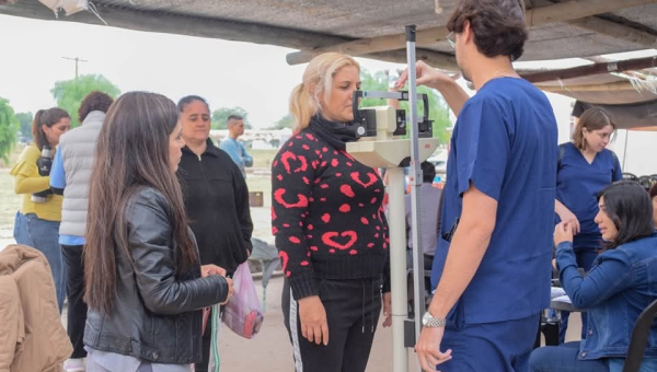 Salud fortalece la atención preventiva en barrios más alejados con operativos territoriales.
