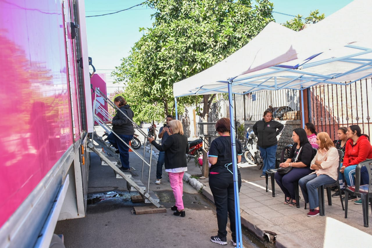Salud continúa fortaleciendo la prevención en los barrios de Capital